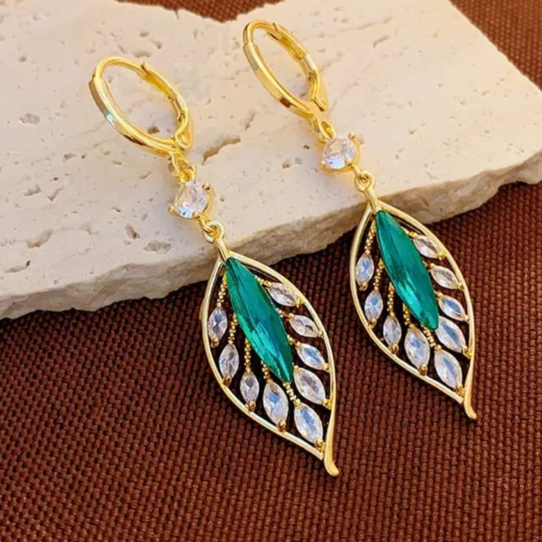 Aretes Hoja Mística Chapado Oro 18k - 𝗟𝗟𝗘𝗩𝗘 2️⃣ 𝗽𝗮𝗿𝗲𝘀 - 𝗣𝗔𝗚𝗨𝗘 1️⃣